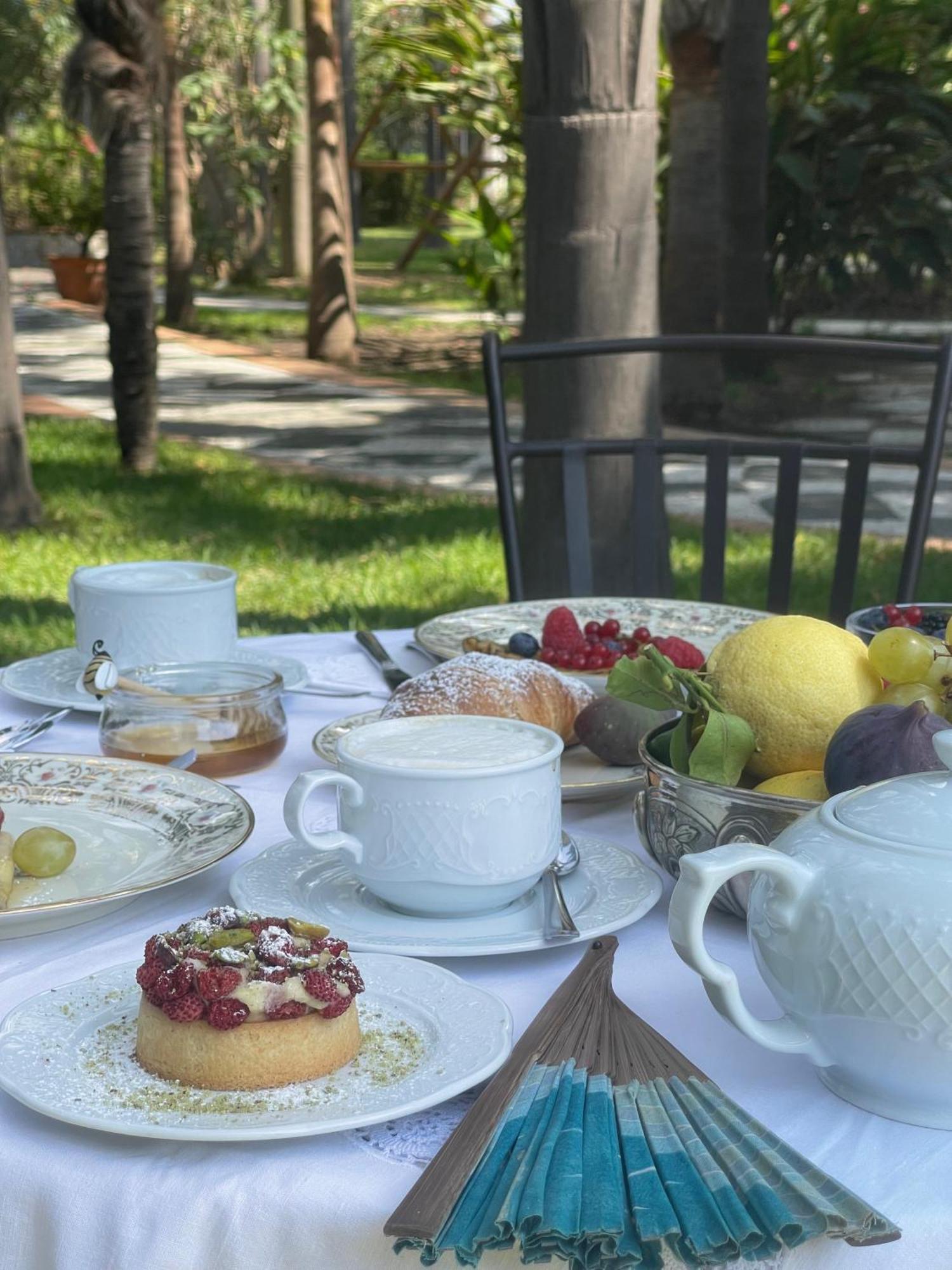 B&B La Villa Giardini Naxos Ngoại thất bức ảnh