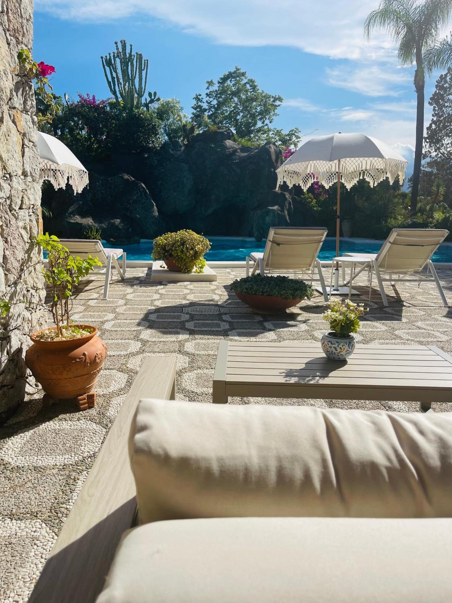 B&B La Villa Giardini Naxos Ngoại thất bức ảnh