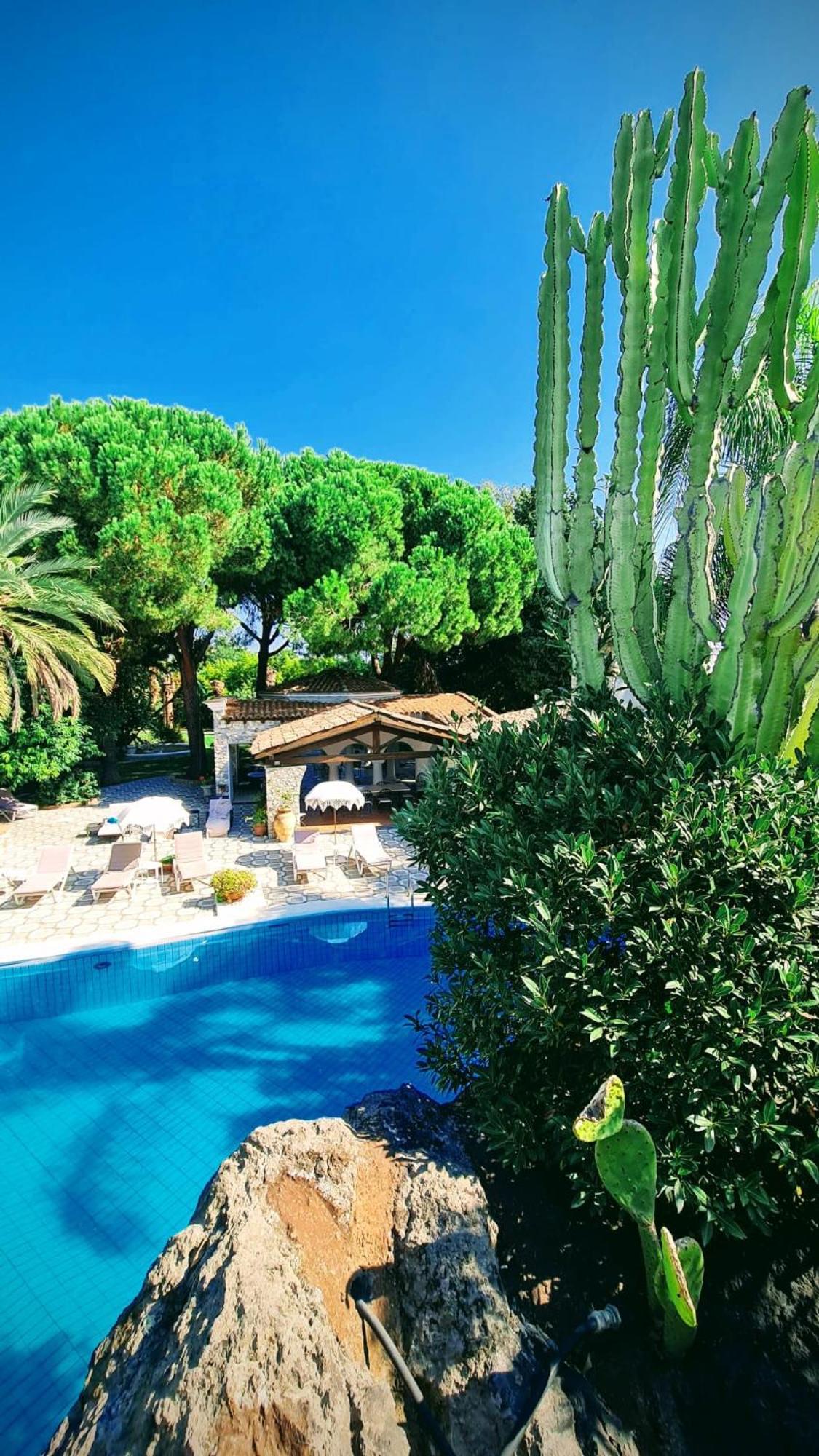 B&B La Villa Giardini Naxos Ngoại thất bức ảnh