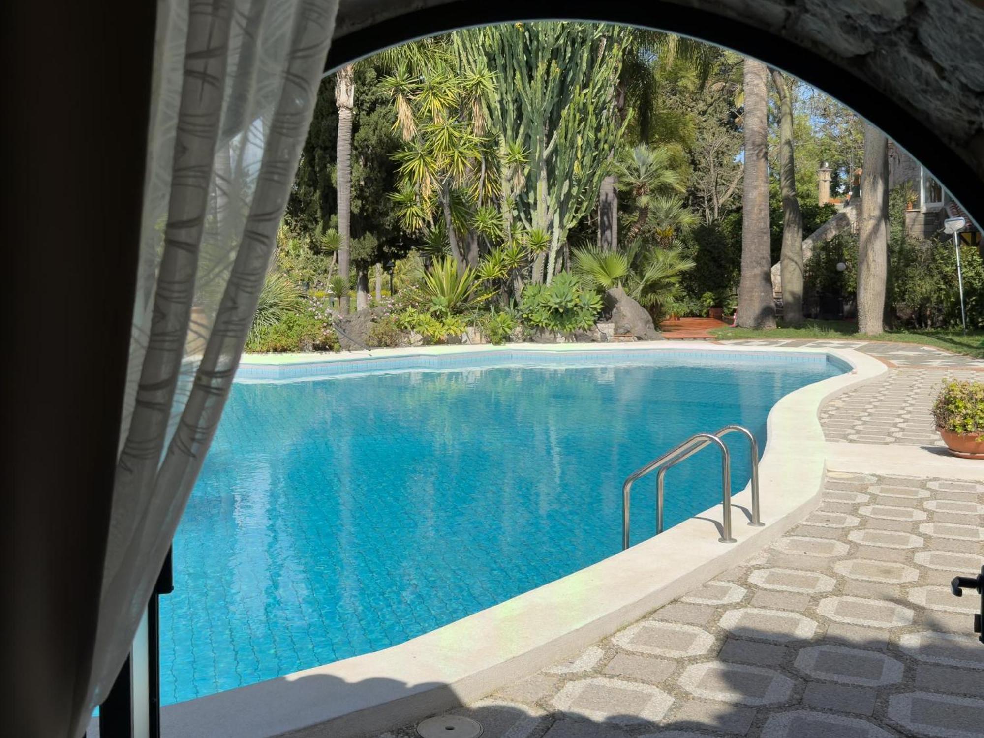 B&B La Villa Giardini Naxos Ngoại thất bức ảnh